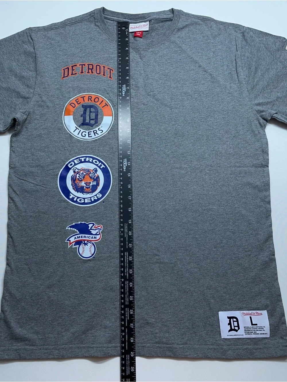 Mitchell & Ness Detroit Tigers 1984 World Series Champions T Shirt Mens Large - Picture 11 of 15
